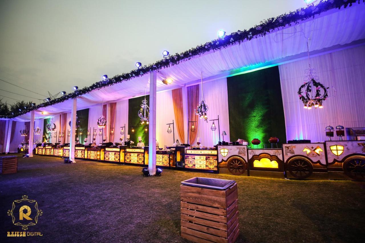 Golden Galaxy Hotels And Resorts Delhi  Exterior foto
